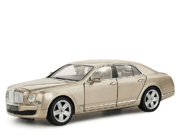 Новая модель автомобиля из сплава 1:18 литой металлический автомобиль Игрушечная