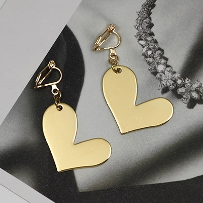 Gold color Модные металлический сердце серьги нет отверстия уха клипы Геометрическая Сердце Клип серьги без пирсинга Для женщин минимализм серьги CE095 - Окраска металла: Gold color