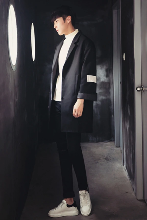 

Coats & Jackets