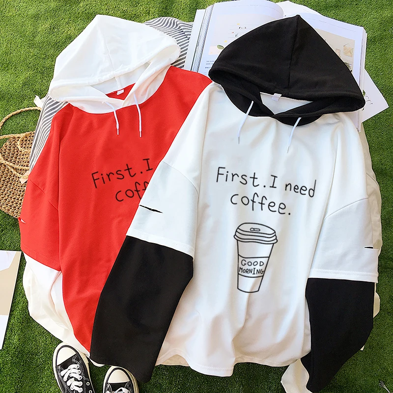 Для женщин Kpop осень Camiseta с длинным рукавом поддельные Двойка футболка Топы Повседневное Harajuku Забавный сначала мне нужно кофе с капюшоном футболка