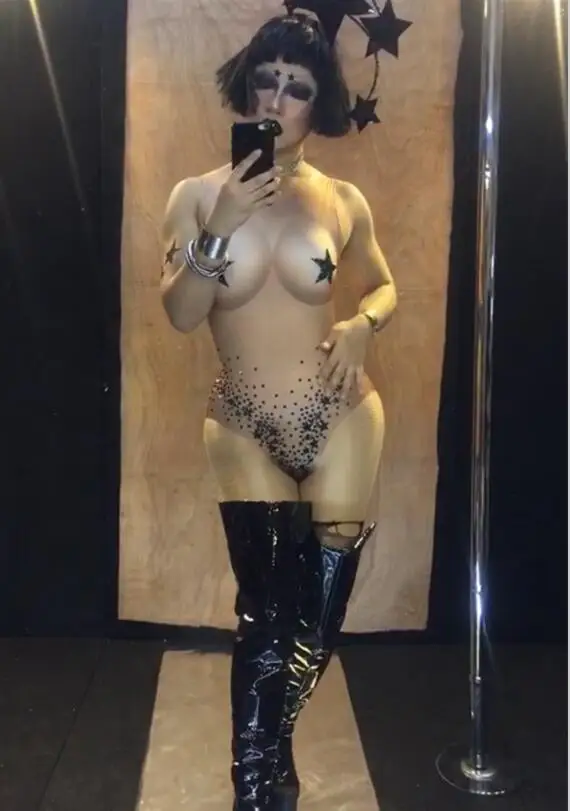nude bodysuit Черные звезды шаблон сексуальное боди с имитацией обнаженного тела яркие Стразы цельный костюм ночной клуб праздновать наряд танец представление одежда - Цвет: nude bodysuit
