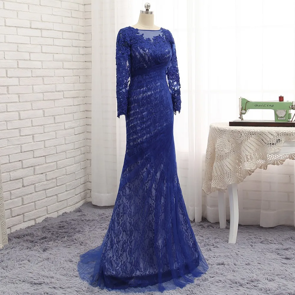 Длинное вечернее платье русалка с длинным рукавом и кружевной тюлевой