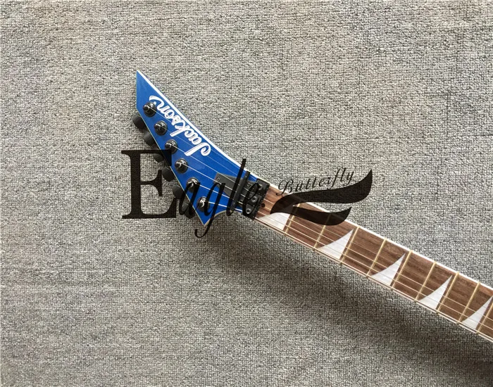 Орел. Бабочка электрогитара custom shop Jackson 24-пивные бокалы ботильоны
