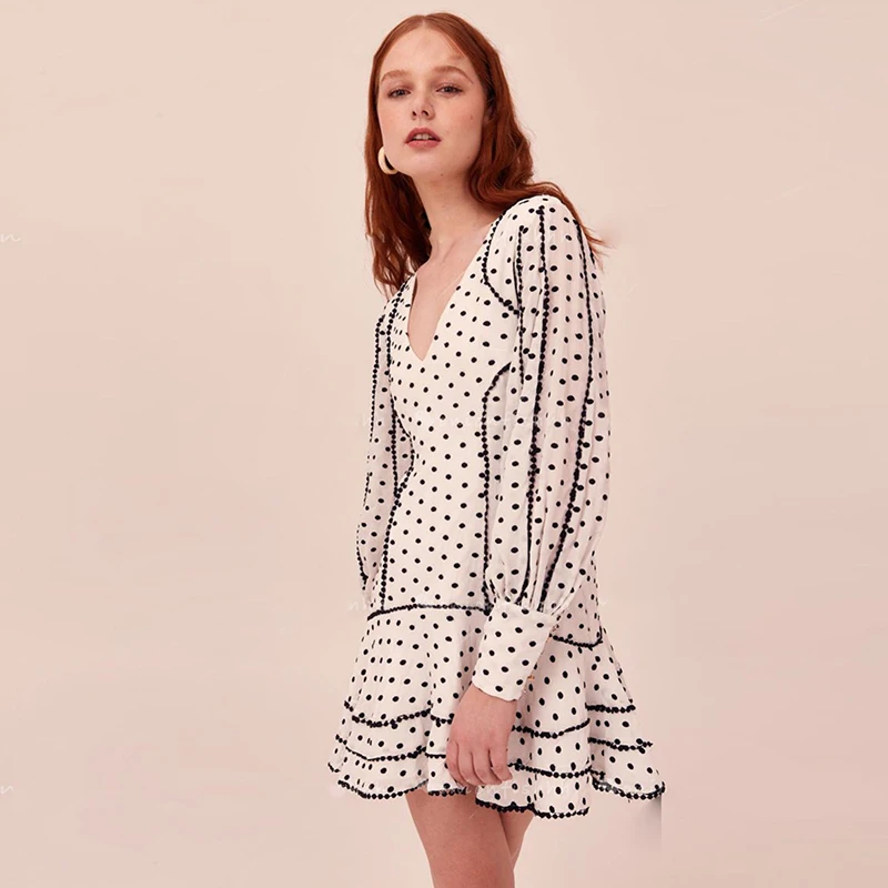 LALA IKAI осенние женские с v образным вырезом белые и черные платья модные оборки