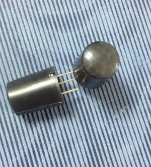 Бесплатная доставка встроенный усилитель EKMC1601112 с черными линзами маленькая