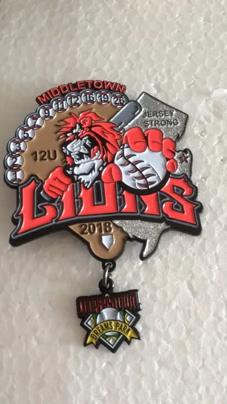 

Custom 2018 2.5" baseball MIDDLETOWN LIONS COOPERSTOWN DREAMS PARK dyeing black plated silver glitters trading lapel pin