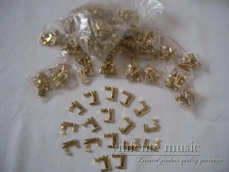 

4 pcs 4/4 Type violin Fine tuning