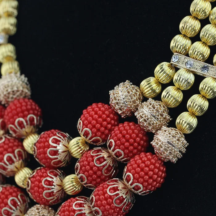 Новая Мода 2017 свадебный набор золотого ожерелья красные шарики из бисера
