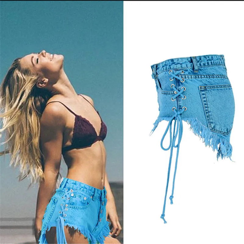 Женские джинсы-шорты с бахромой | Женская одежда