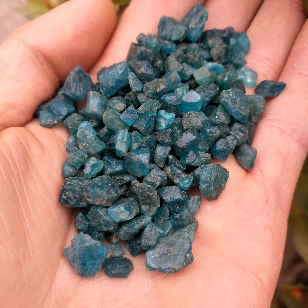 Натуральный Синий Апатит грубые камни кристалл гравий минералы образец