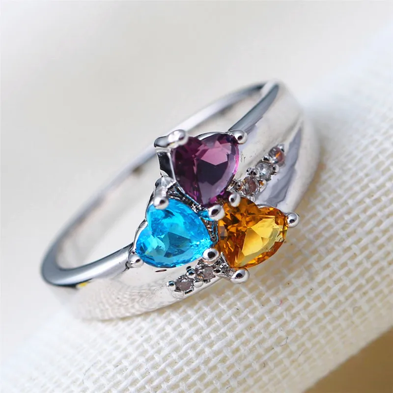 Модное позолоченное женское кольцо с золотым сердечком и цирконием|Кольца| |