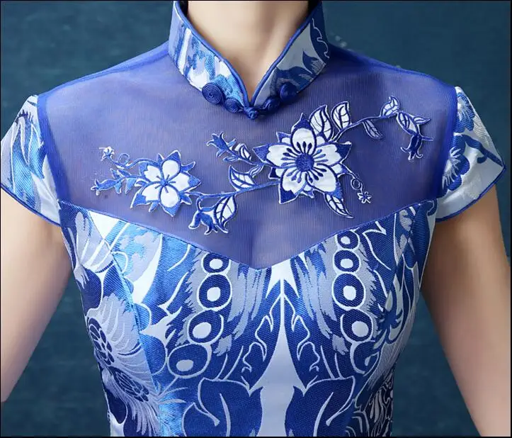 Традиционное китайское длинное платье Ципао свадебное в восточном