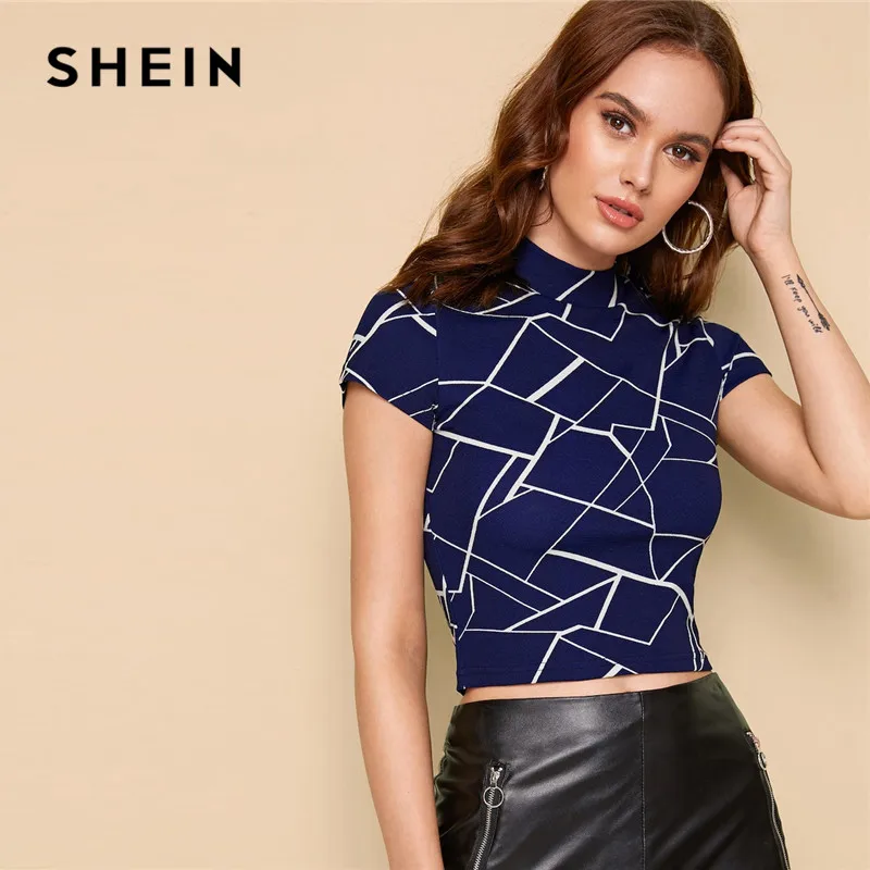 SHEIN Женская Повседневная футболка с геометрическим принтом, короткий рукав, стоячий воротник, летняя Приталенная футболка, короткий топ,, женские топы