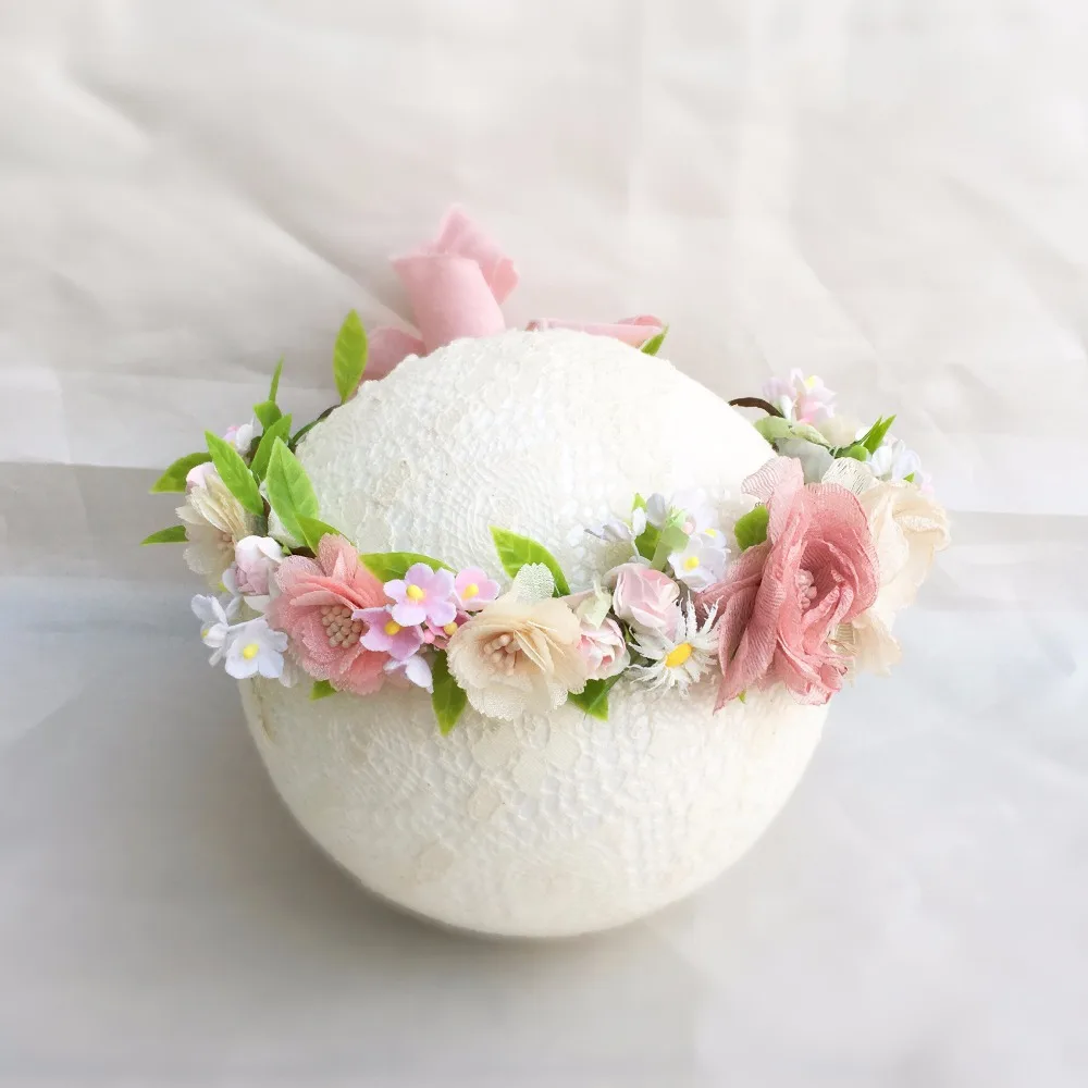 Blush розовый цветок корона