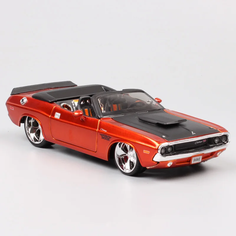 Ретро Старое 1 24 Maisto Dodge challenger 1970 R/T литье под давлением машины весы Модель игрушки Реплика автомобили хобби для детей