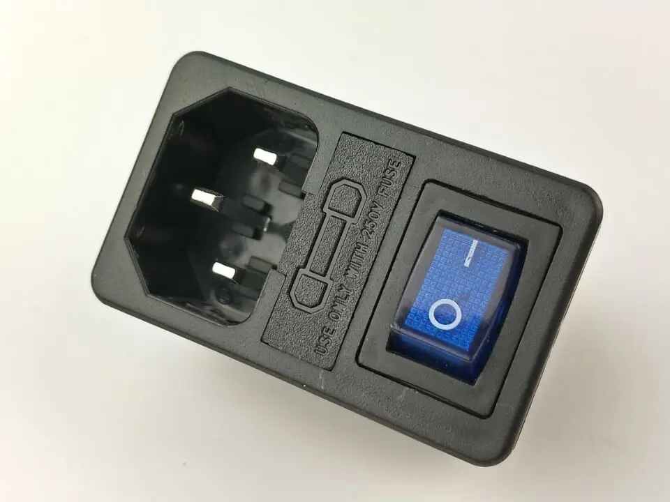 Кулисный выключатель с плавким предохранителем IEC 320 C14 Входной разъем питания предохранитель переключатель вилка соединителя разъём 4 - Цвет: Синий