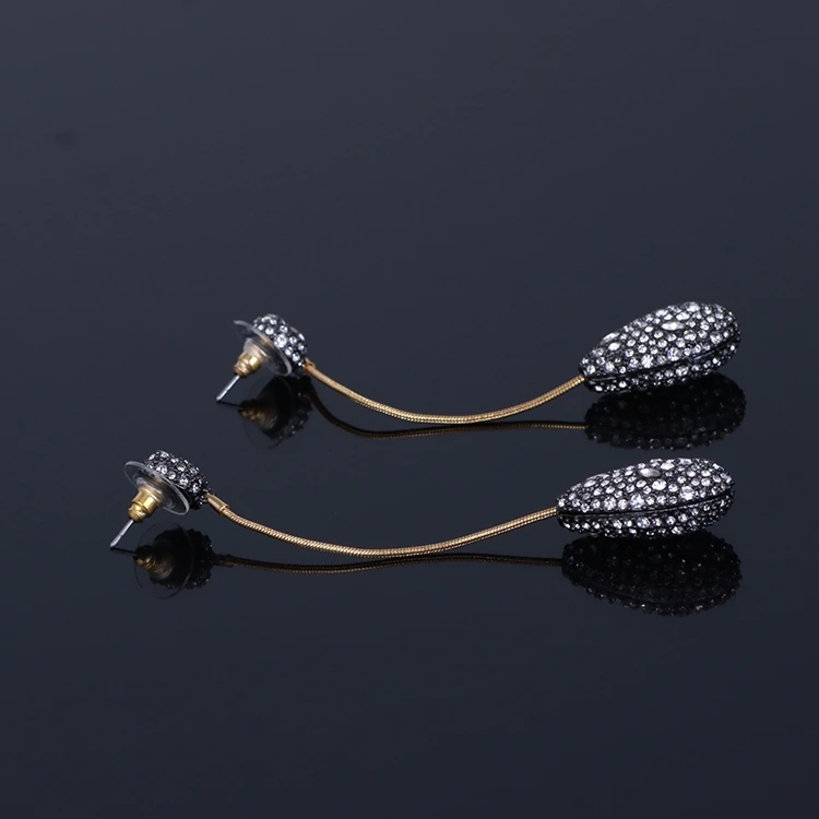 Американская мода супер вспышка темпераментные модные серьги двух цветов