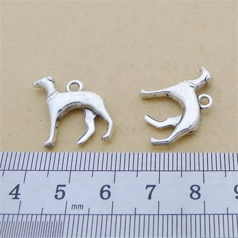 Объемные 30 цинкового сплава животных Тема Грейхаунд амулеты Античная