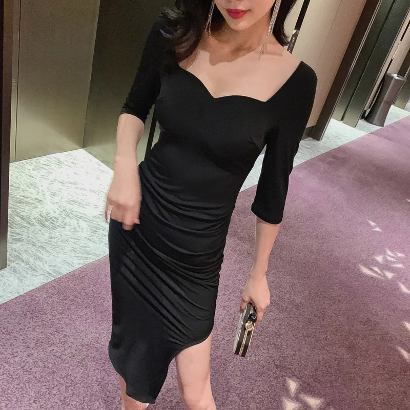 Платье женское асимметричное с коротким рукавом и квадратным вырезом |