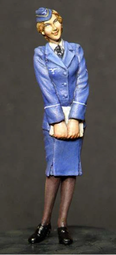 Набор из смолы 1:35 для женщин и солдат 193|world war ii german|german soldierworld 2 german |