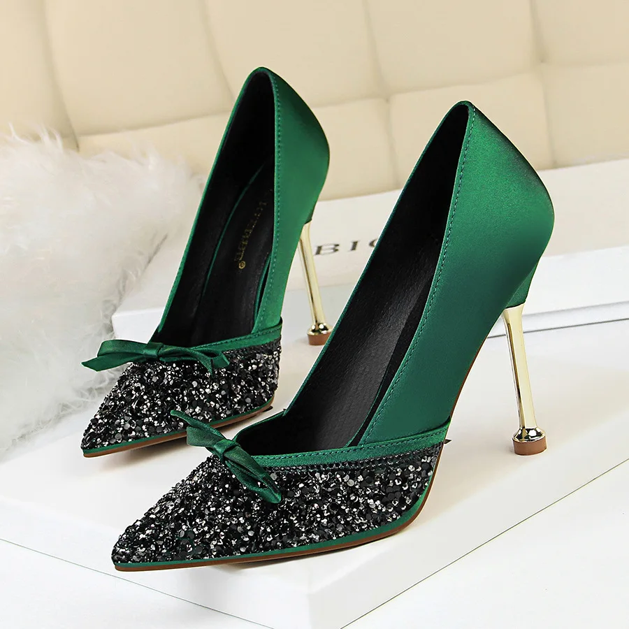

classic 2019 Spring New Women Pumps Women Fashion Wedding Shoes Bling Bow High Heels Women Shoes Crystal Sexy Party Shoes