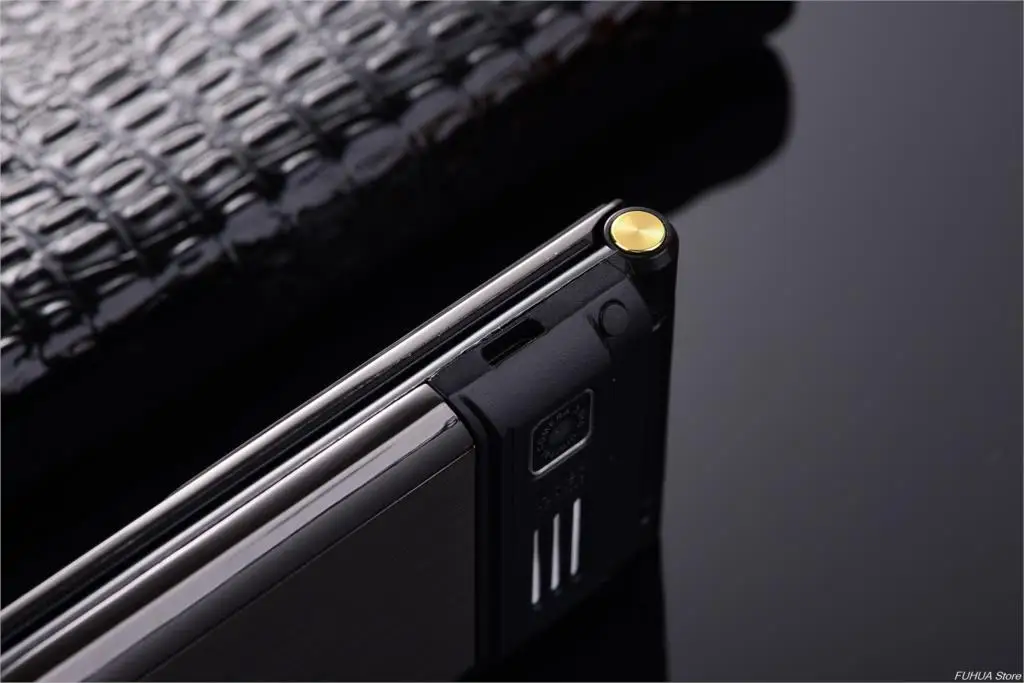 Flip Metal Body Mobile Cellphone E9 Dual Sim Dual Screen Radio 2.4'' Touch Sceen SOS Big Keyboard Loud Sound Flashlight Phone
