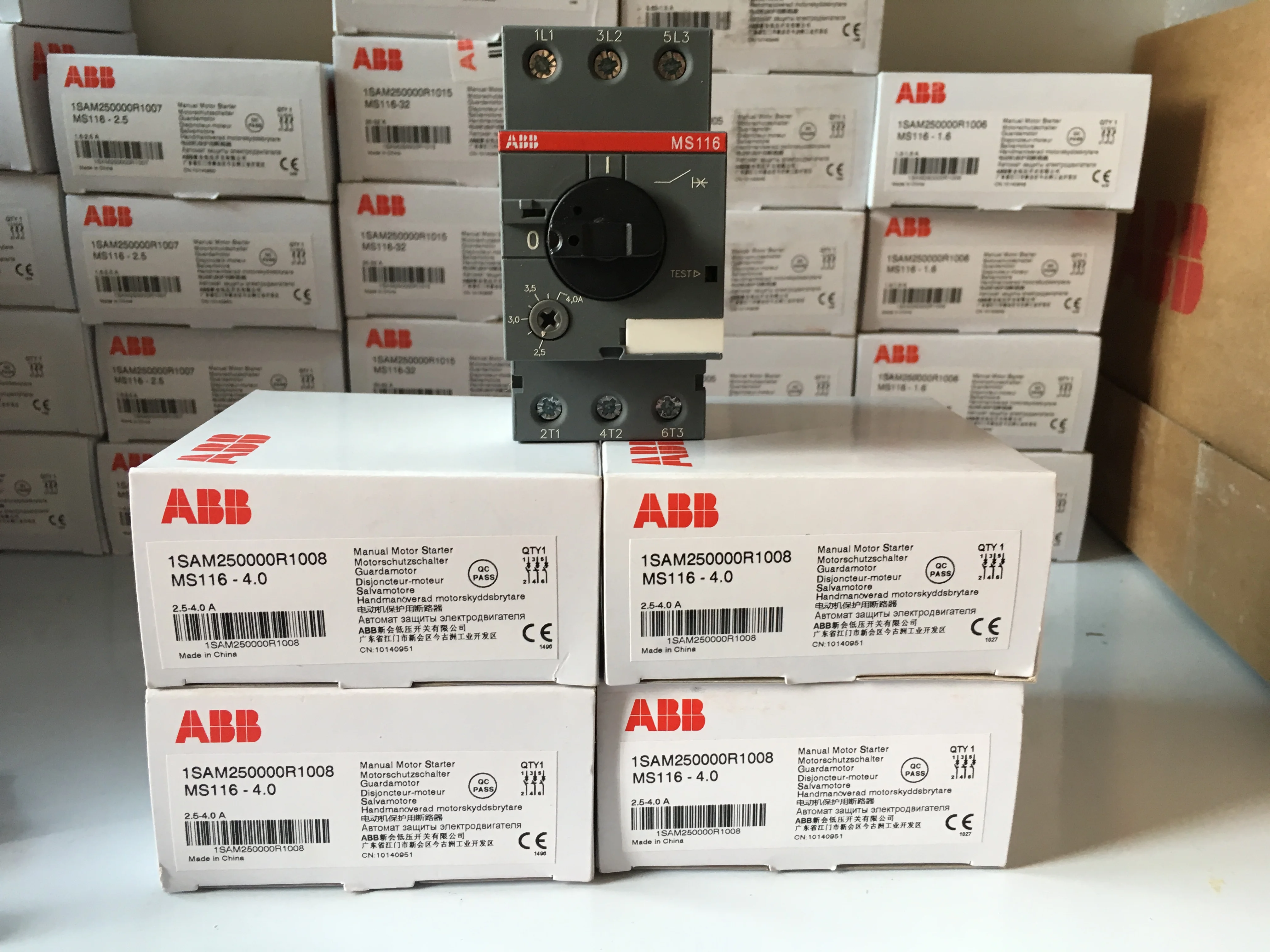Двигатель ABB протектор MS116 4 (2 5 4.0A) новый оригинальный 1 шт.|ЖК-экраны и панели для