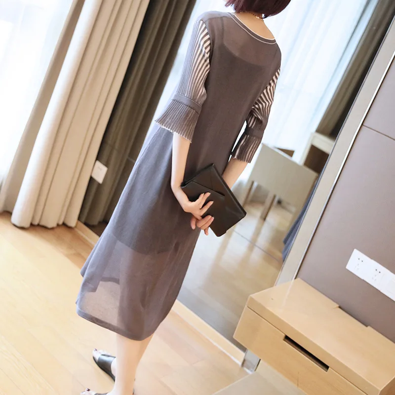 

Temperament ice silk blouse skirt female 2019 summer new women's large size fashion loose knit dress