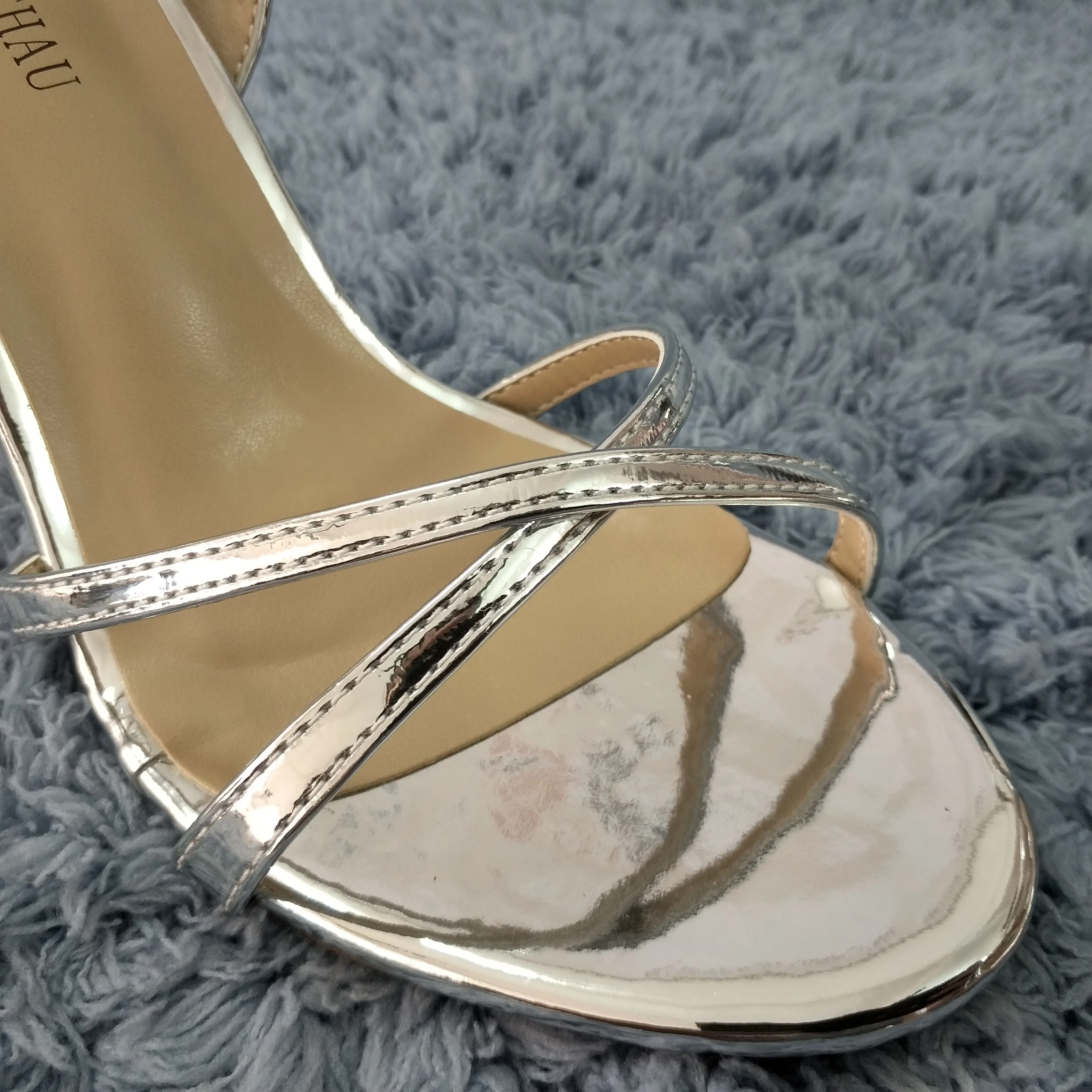 Женские босоножки на тонком высоком каблуке шпильке пикантные женские вечерние