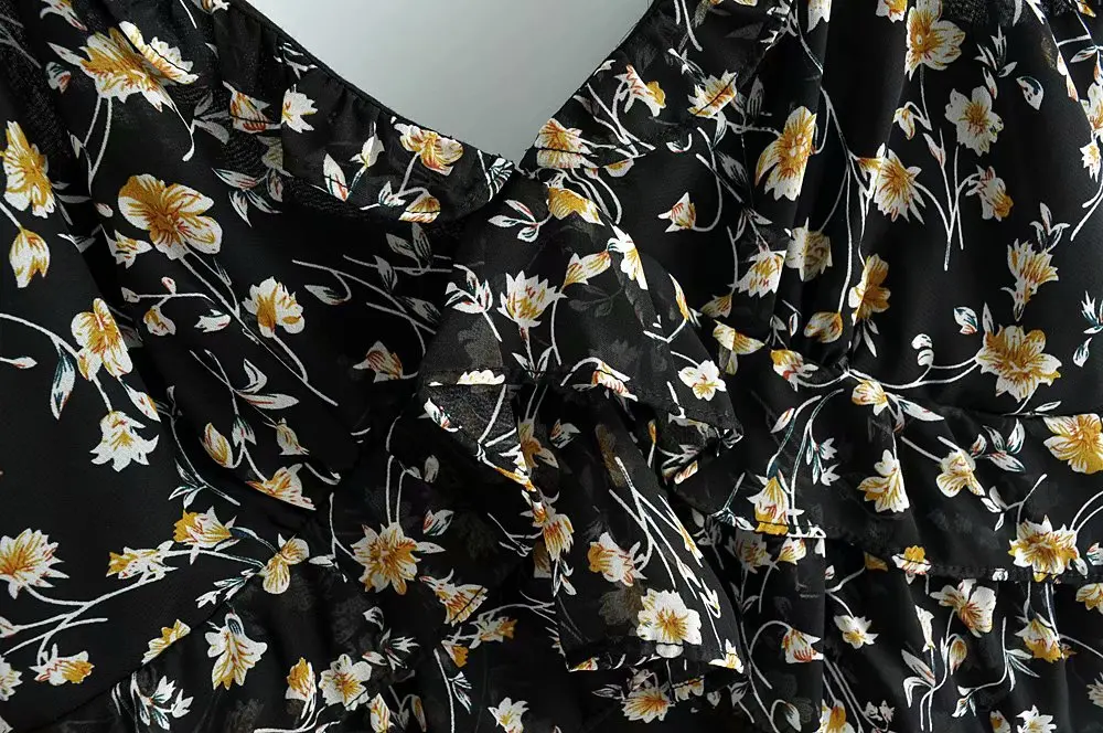 Черное летнее платье на бретельках 2019 сексуальное элегантное с цветочными