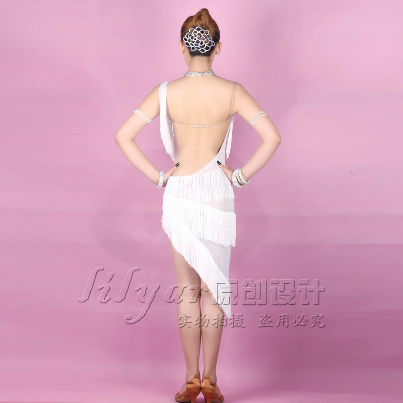 Женское платье для латинских танцев белое с бахромой женское танго бальных
