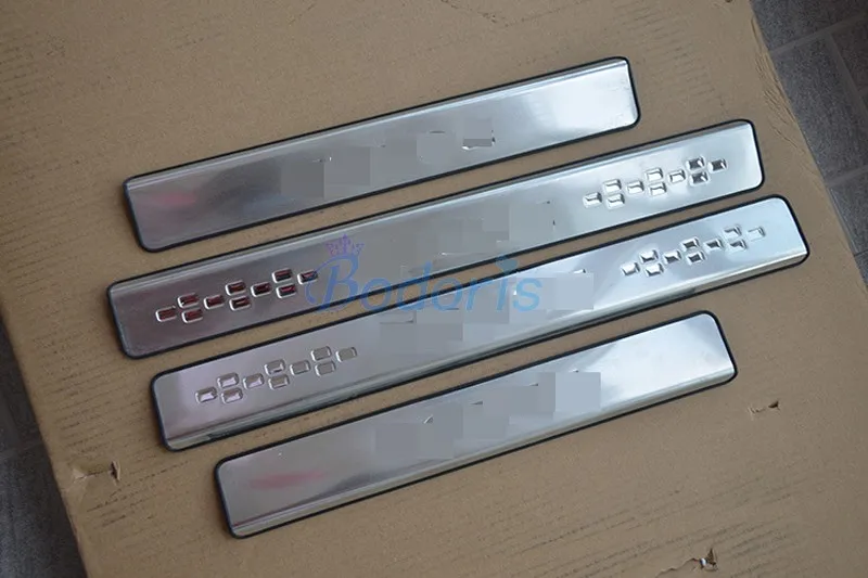 Exterior Door sills Аксессуары для Dodge Journey JUCV Fiat Freemont 2009- внешний порог Добро пожаловать педали накладка Защитная крышка для автомобиля Стайлинг - Цвет: Exterior Door sills
