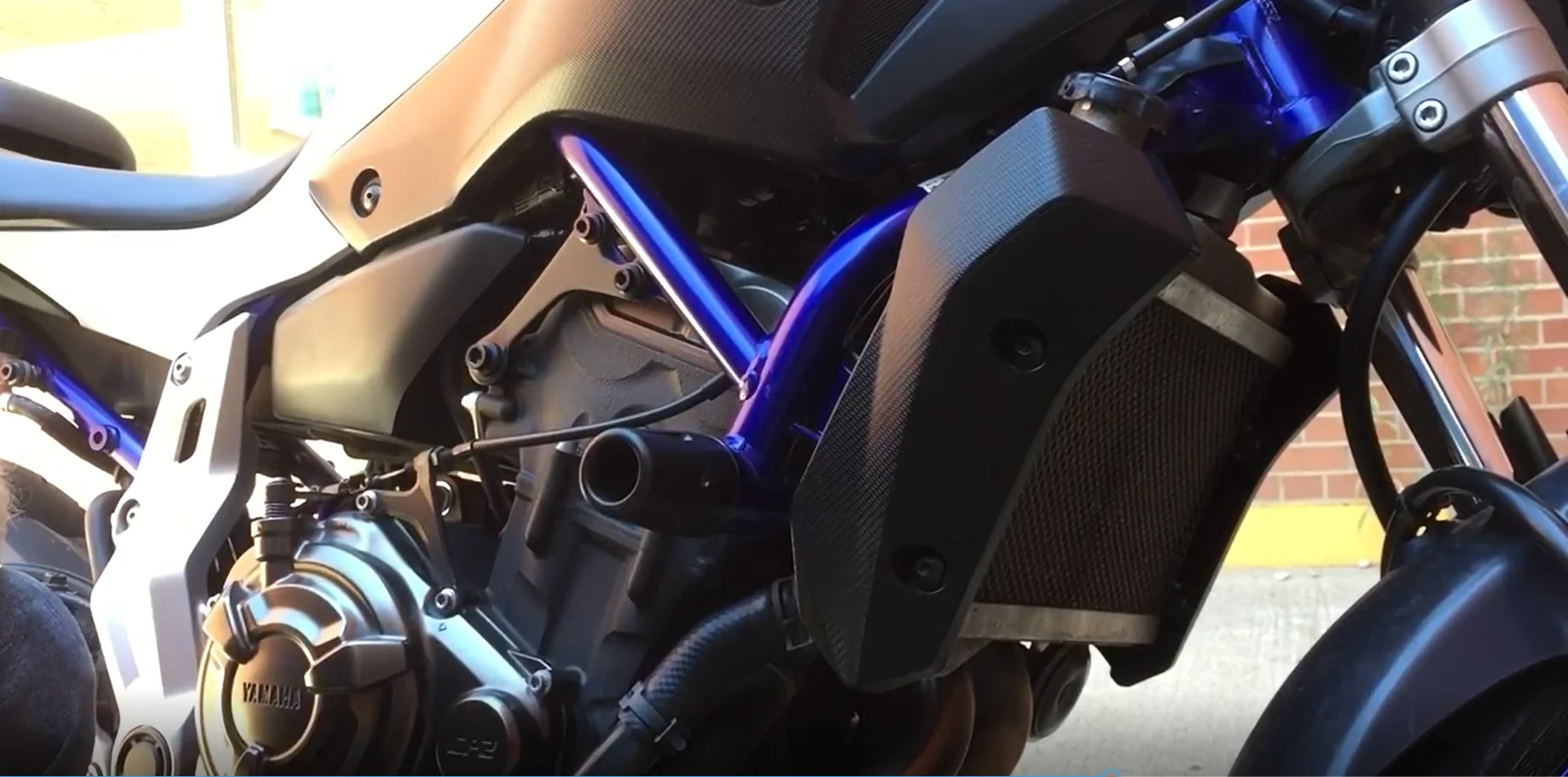 MT 07 рамки Ползунки Краш колодки протектор для YAMAHA аксессуары катушки защита от падения MT10 MT-07 FZ07