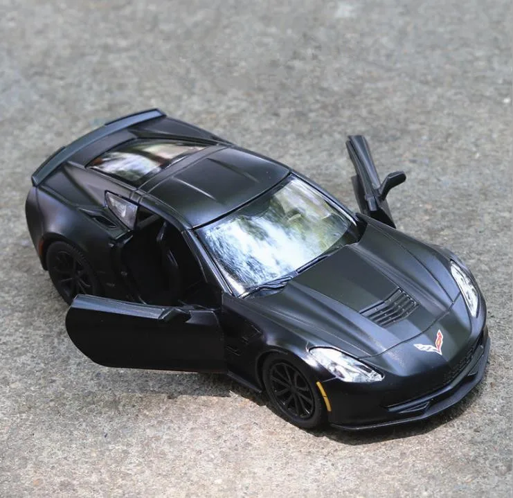 Совершенно новая модель спортивного автомобиля Corvette C7 1:36 Масштаб сплав