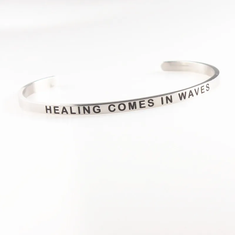 Тем не менее она по-прежнему резной положительный вдохновляющие цитаты