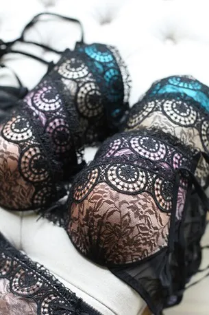 Женское нижнее белье с кружевной вышивкой S04A комплект нижнего белья