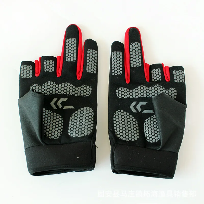 

Daiwa's New Anti-skid Fishing Gloves for Outdoor Riding Three Fingers Cut Glove PU Leather Black Pesca