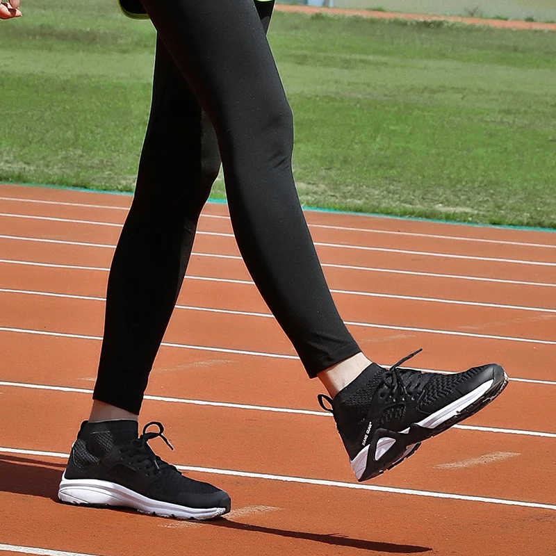 Уличные женские легкие походные туфли Xiang Guan дышащие Нескользящие