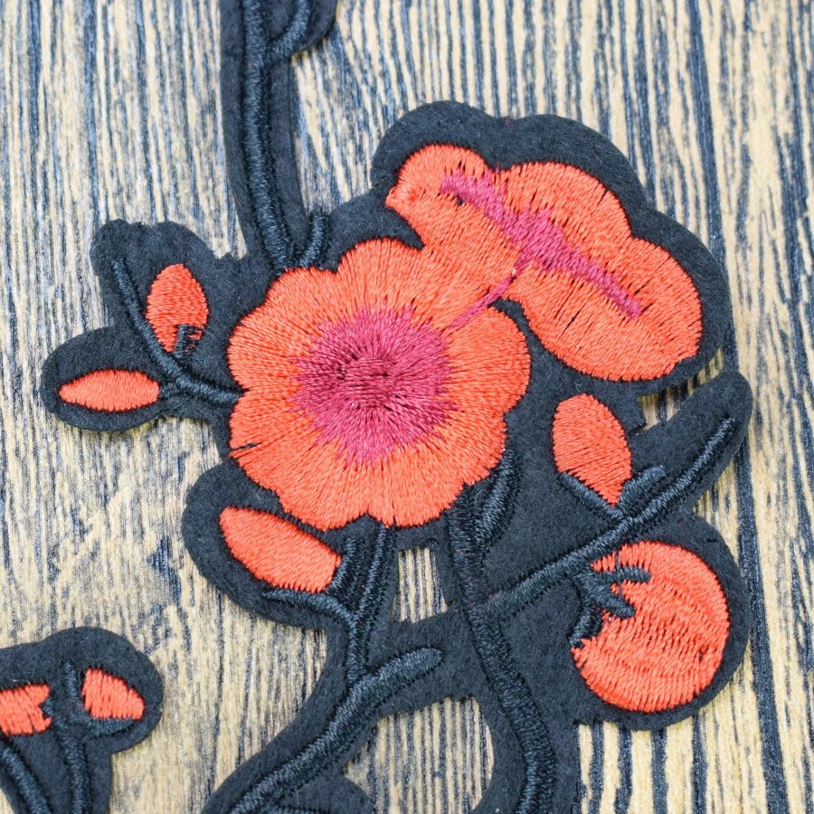 1 шт. нашивки с вышитыми цветами сливы для одежды железные бабочки аппликация