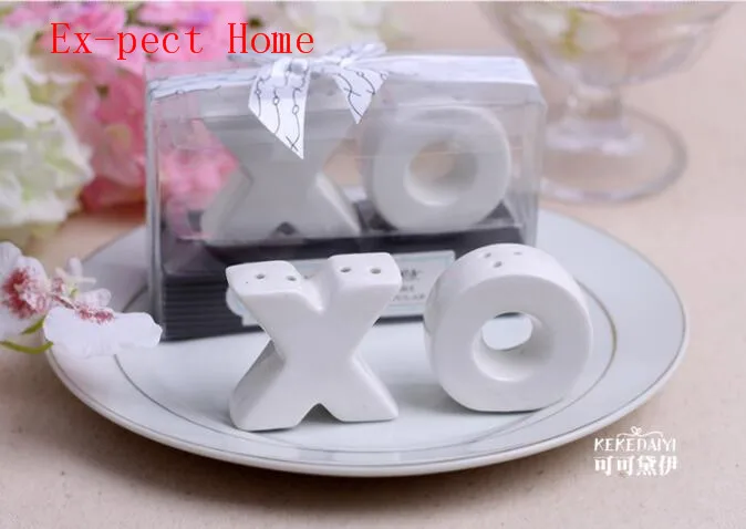 

Free shipping 200set Hugs and Kisses XO Ceramic Salt And Pepper Shaker Beach Party favor Souvenirs wedding favors 2pieces/box