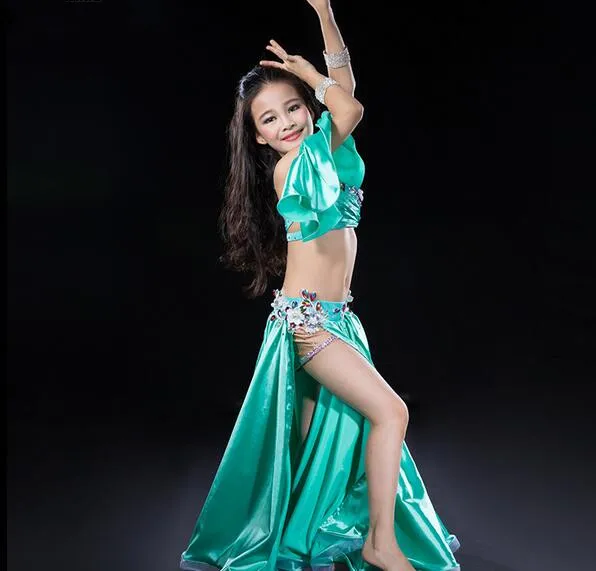 Роскошное шелковое платье ручной работы из 3 частей украшенное бусинами Женская