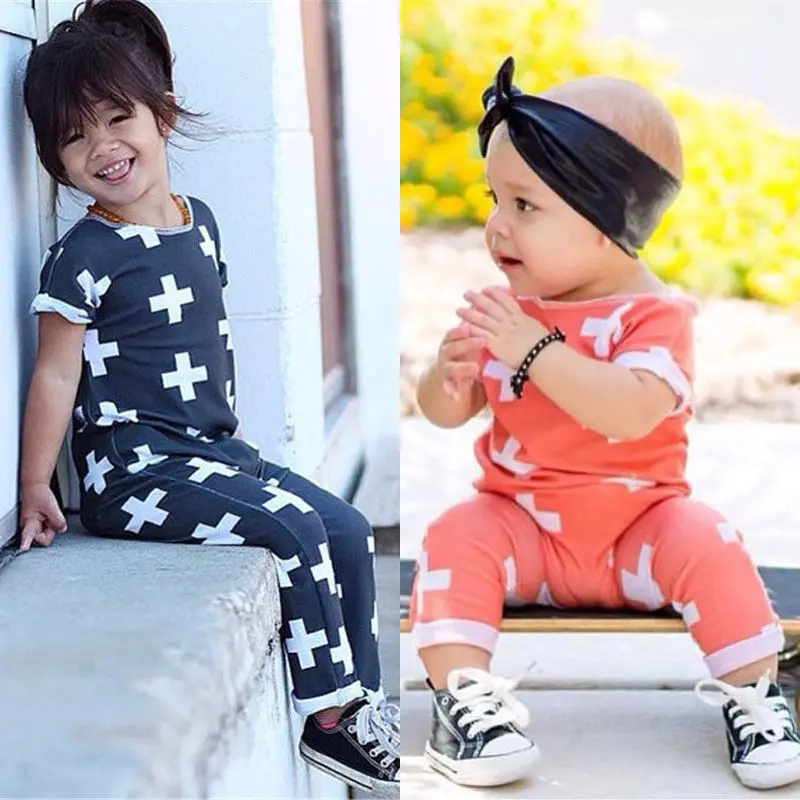 Милая Одежда для новорожденных девочек Лето 2017 г. с короткими рукавами младенцев