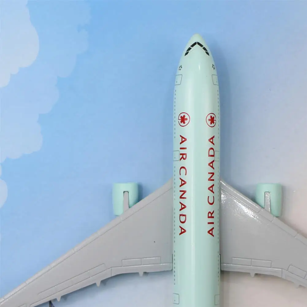 1:400 высокая имитация мини канадский Boeing 777 самолет металлические Литые под