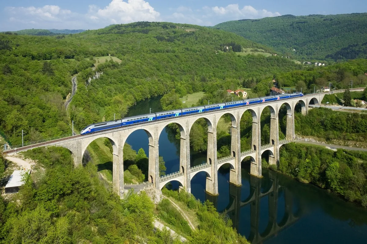 

Холст Женский Bolozon Viaduct 093PFJ для украшения стен, декор для комнаты, украшение для дома (доступны рамки)