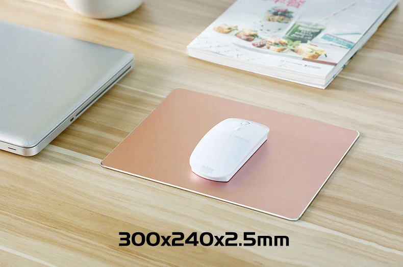 RoseGold 300x240x2.5 Алюминиевый сплав Гладкий коврик для мыши 240x180/300 мм жесткий металлический тонкий Настольный коврик резиновый противоскользящий нижний коврик для мыши с контролем скорости для игр - Цвет: RoseGold 300x240x2.5