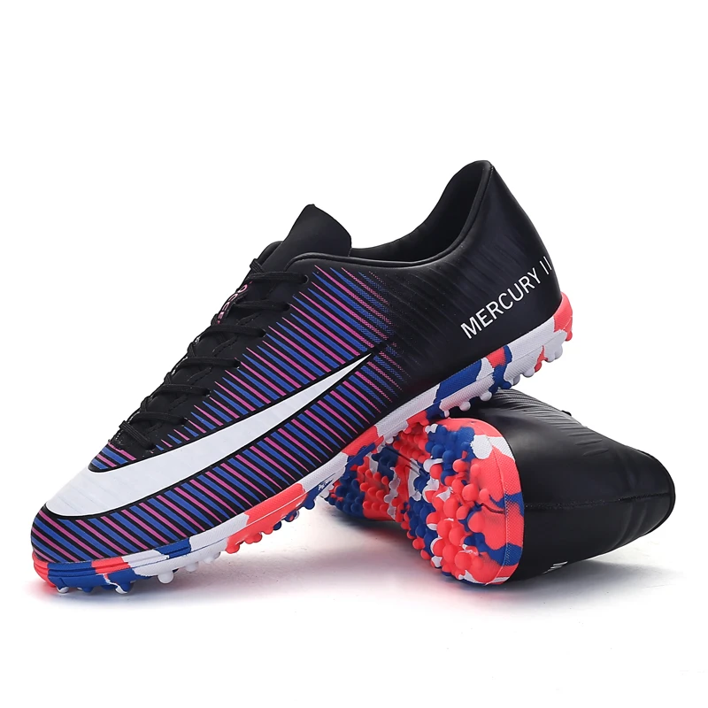 Новинка 2017 года футбол в футзале обувь для мужчин дешевые домашние футбольные