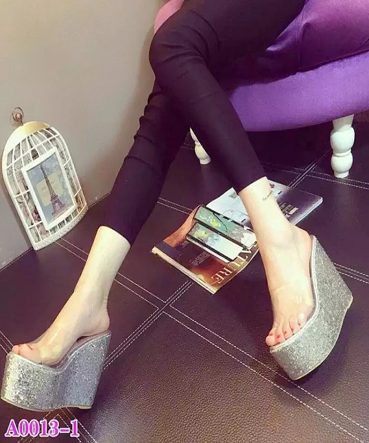 Европейские и американские летние женские босоножки на очень высоком каблуке