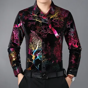 Креативная яркая Изысканная рубашка с бронзовым принтом и длинным рукавом Осень 2018 Высококачественная Золотая Бархатная Роскошная рубашка для мужчин