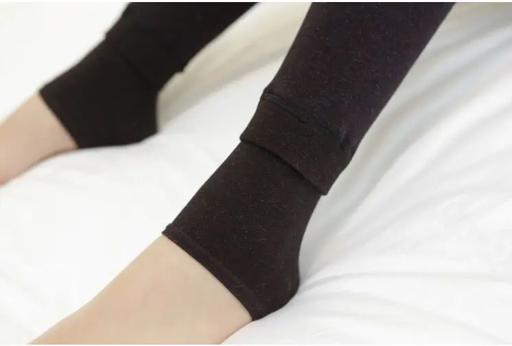 Новинка женские зимние цветные хлопковые утепленные бархатные леггинсы