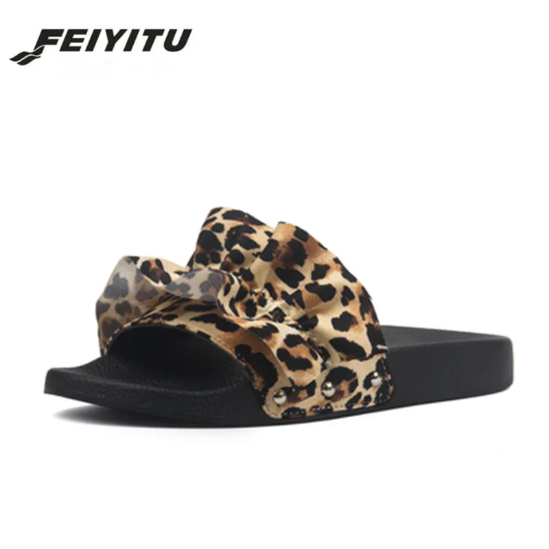 

FeiYiTu 2019 New Summer Ruffles Flats Slipper Sandals Women Fashion Casual Beach Solid Color Flip Flops Slides Shoe Flat With